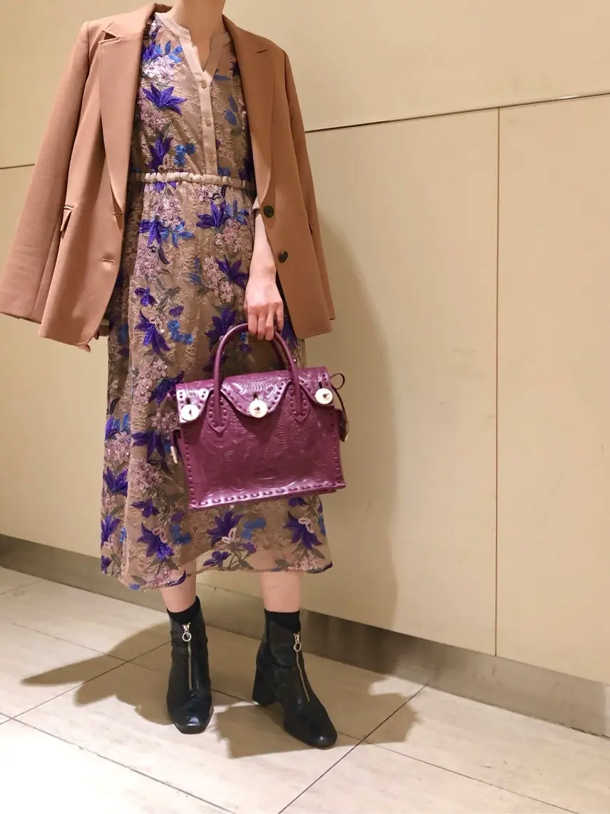 Carving Tribes 村上 麗華 コーディネート画像