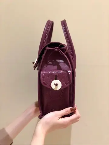 Carving Tribes 村上 麗華 コーディネート画像