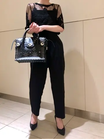 Carving Tribes 村上 麗華 コーディネート画像