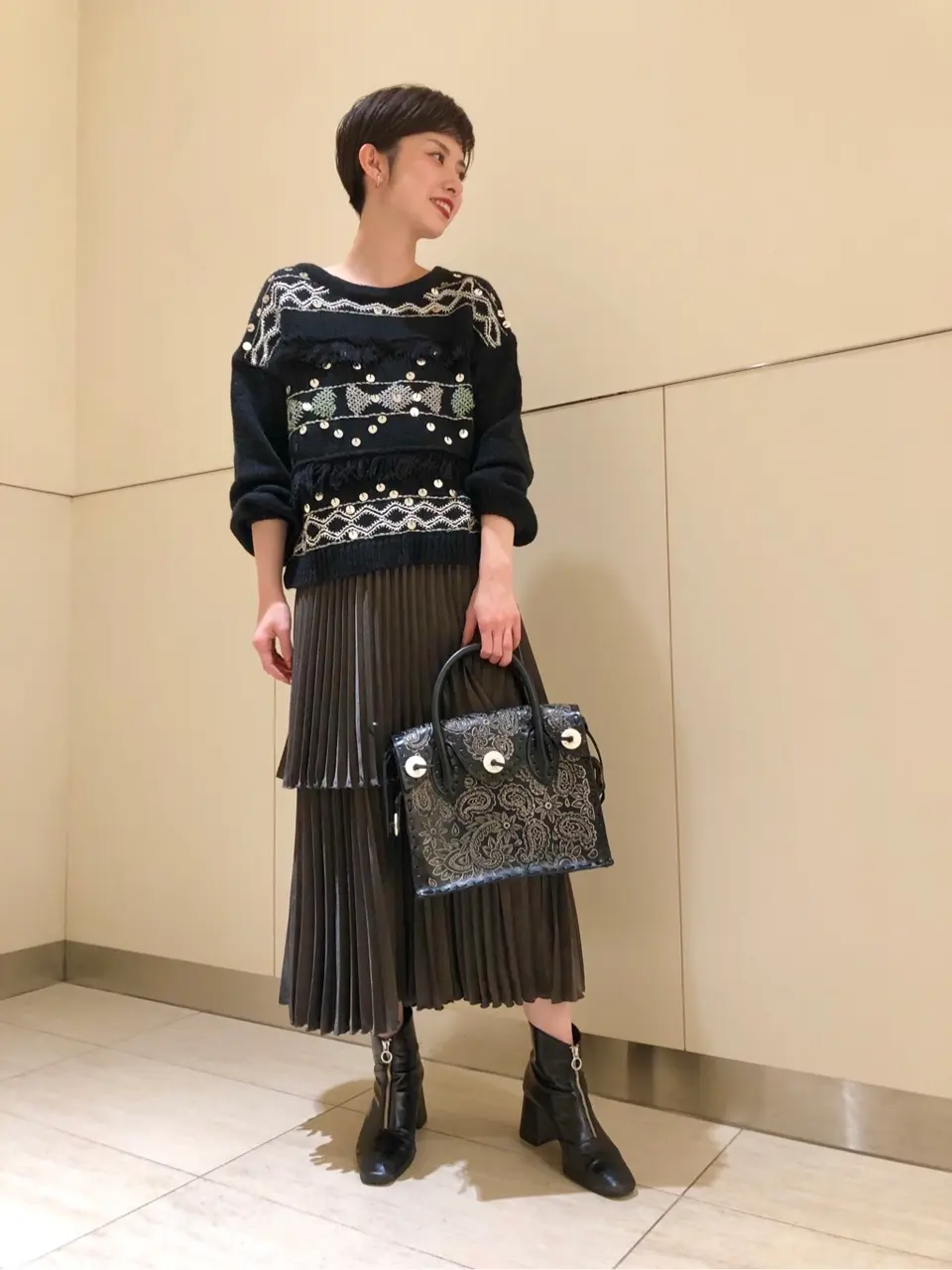 Carving Tribes 村上 麗華 コーディネート画像