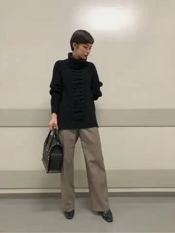 Carving Tribes 村上 麗華 コーディネート画像