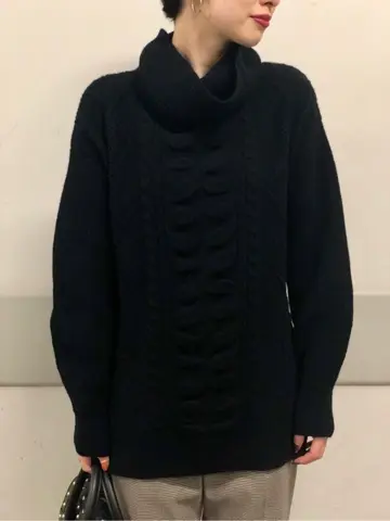 Carving Tribes 村上 麗華 コーディネート画像