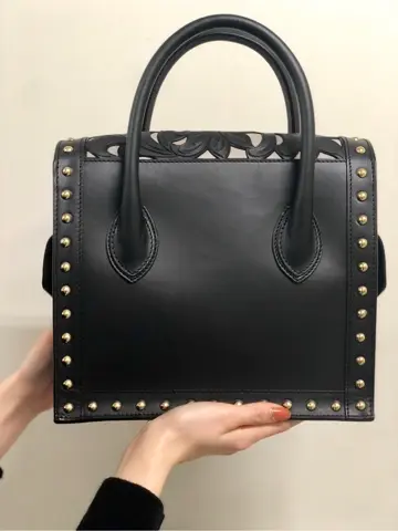 Carving Tribes 村上 麗華 コーディネート画像