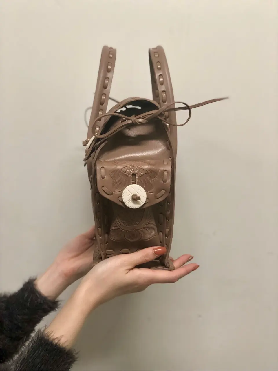 Carving Tribes 村上 麗華 コーディネート画像