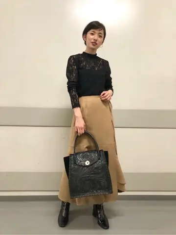 Carving Tribes 村上 麗華 コーディネート画像