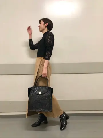 Carving Tribes 村上 麗華 コーディネート画像