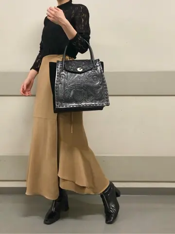 Carving Tribes 村上 麗華 コーディネート画像