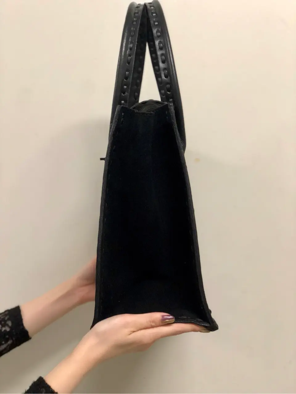 Carving Tribes 村上 麗華 コーディネート画像