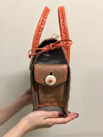 Carving Tribes 村上 麗華 コーディネート画像