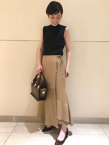 Carving Tribes 村上 麗華 コーディネート画像