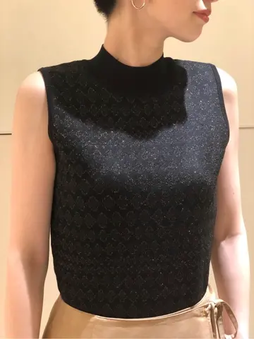 Carving Tribes 村上 麗華 コーディネート画像