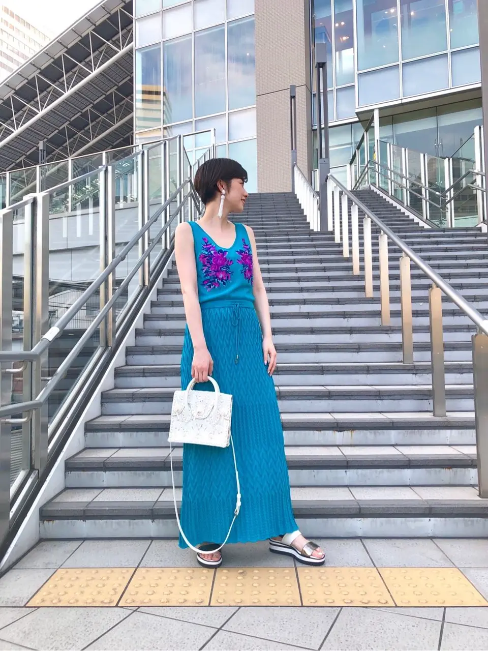 Carving Tribes 村上 麗華 コーディネート画像