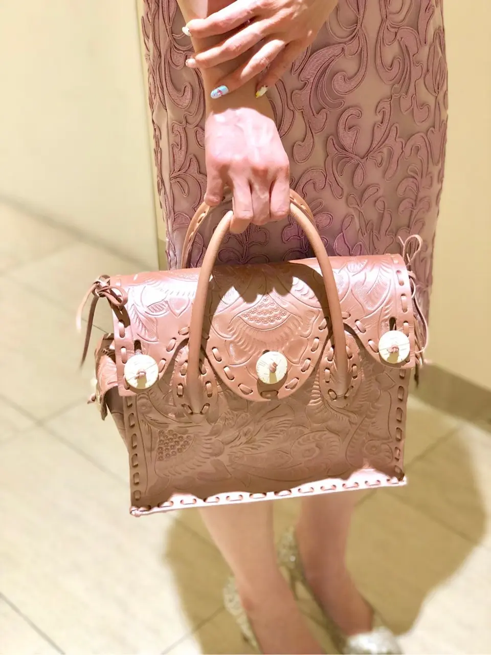 Carving Tribes 村上 麗華 コーディネート画像