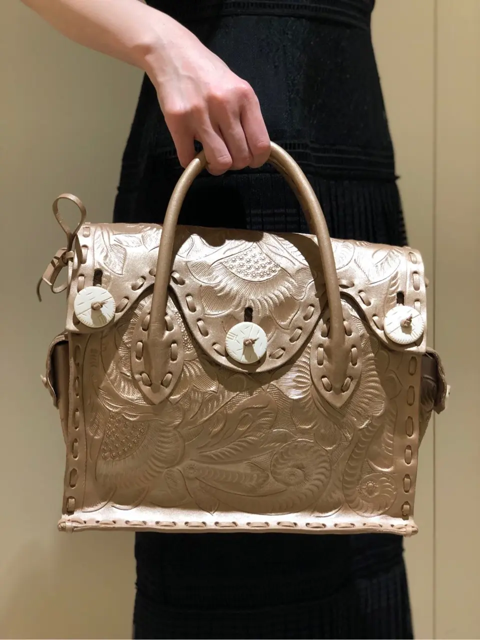 Carving Tribes 村上 麗華 コーディネート画像