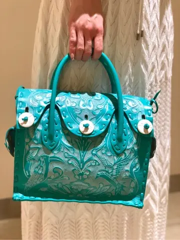 Carving Tribes 村上 麗華 コーディネート画像