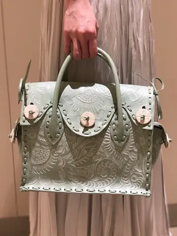 Carving Tribes 村上 麗華 コーディネート画像