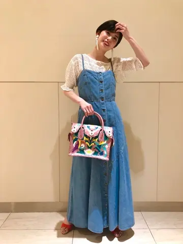 Carving Tribes 村上 麗華 コーディネート画像