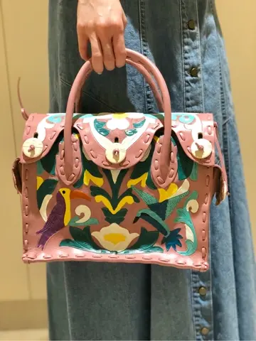 Carving Tribes 村上 麗華 コーディネート画像