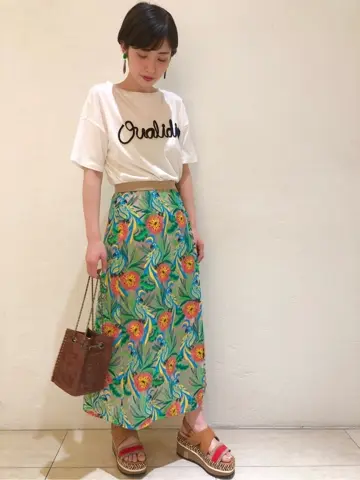 Carving Tribes 村上 麗華 コーディネート画像