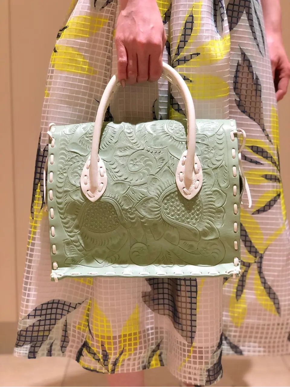 Carving Tribes 村上 麗華 コーディネート画像