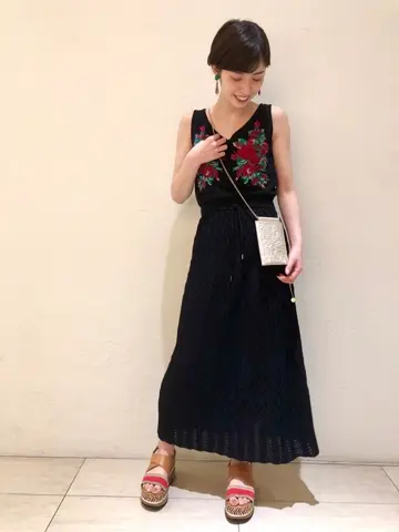 Carving Tribes 村上 麗華 コーディネート画像