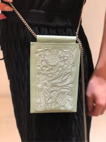 Carving Tribes 村上 麗華 コーディネート画像