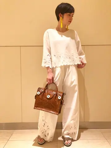 Carving Tribes 村上 麗華 コーディネート画像