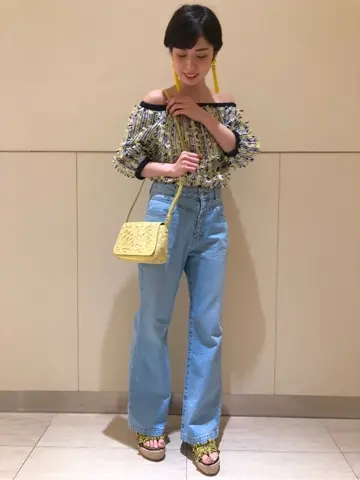 Carving Tribes 村上 麗華 コーディネート画像