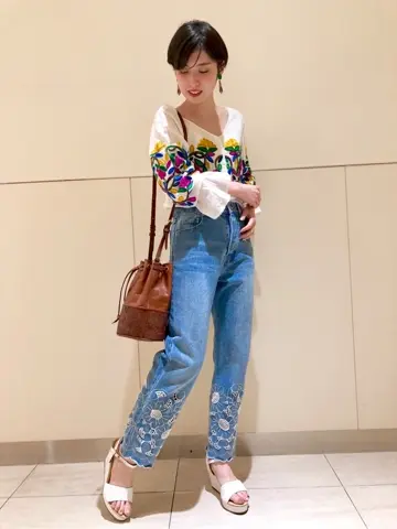 Carving Tribes 村上 麗華 コーディネート画像