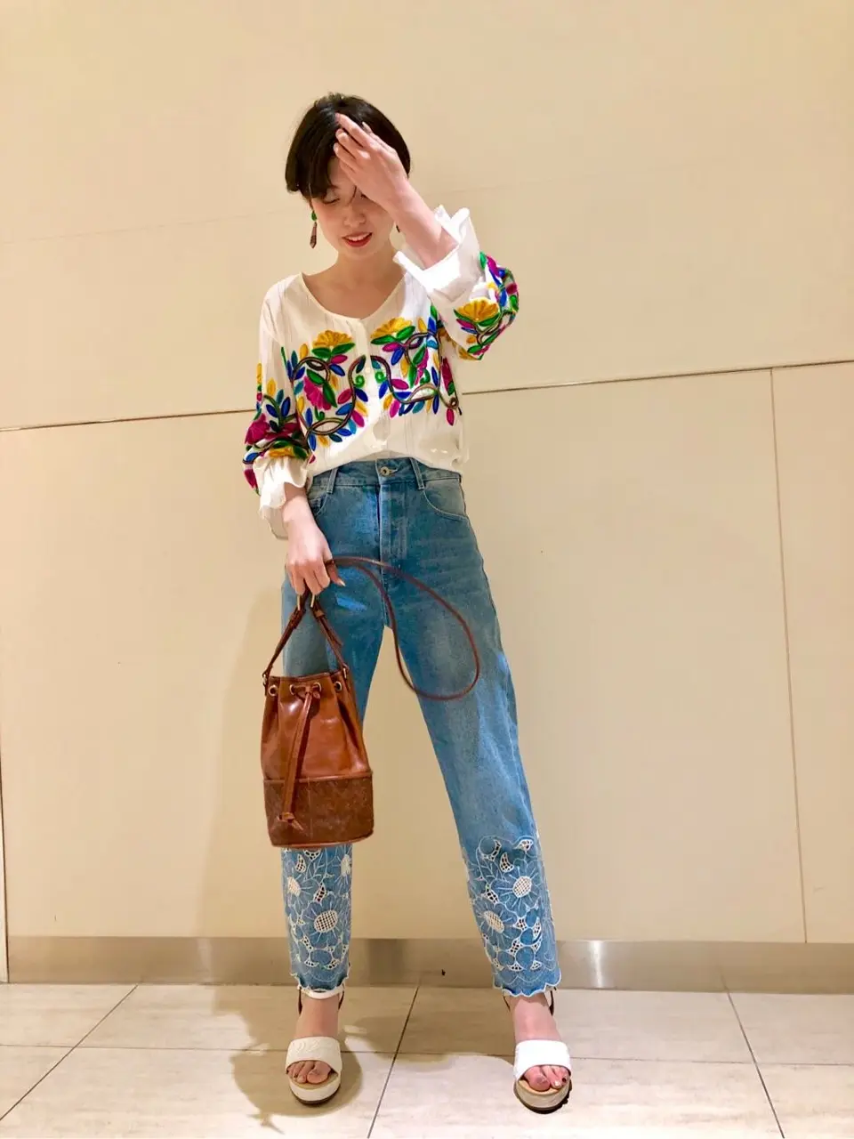 Carving Tribes 村上 麗華 コーディネート画像