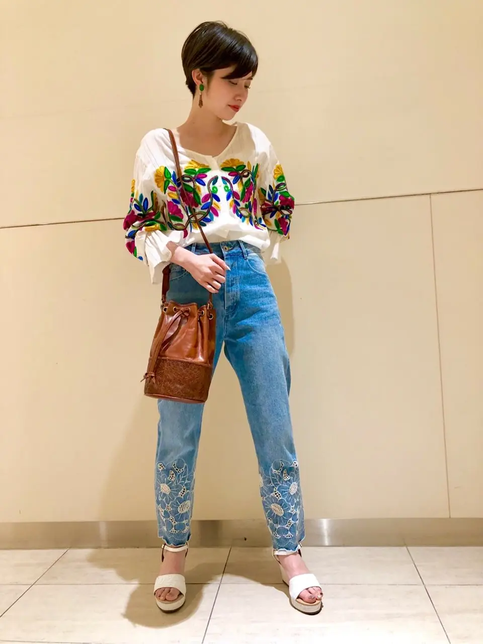 Carving Tribes 村上 麗華 コーディネート画像