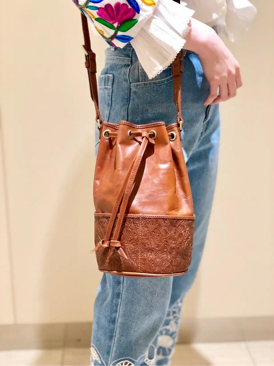 Carving Tribes 村上 麗華 コーディネート画像