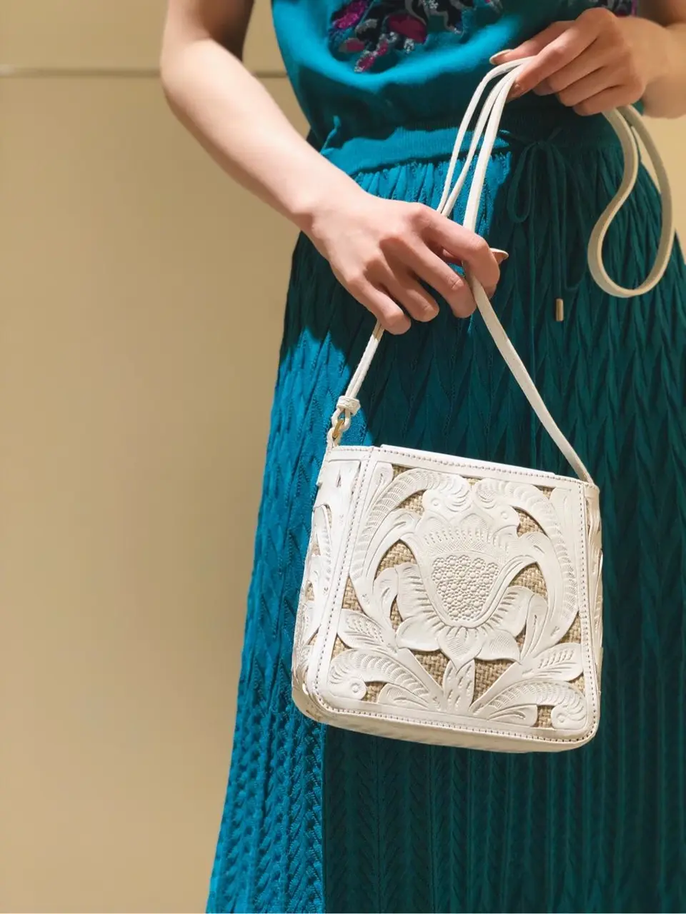 Carving Tribes 村上 麗華 コーディネート画像