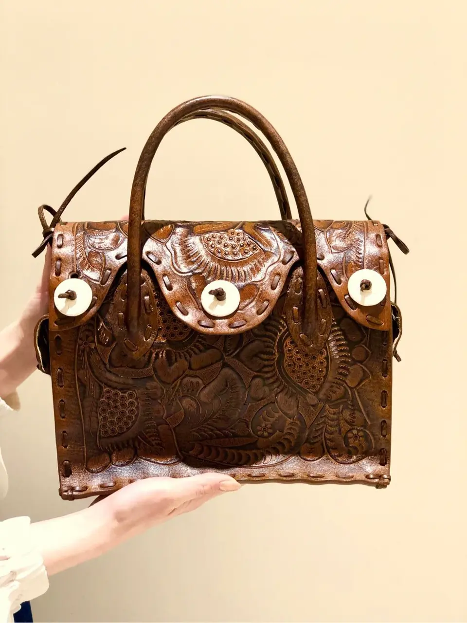 Carving Tribes 村上 麗華 コーディネート画像