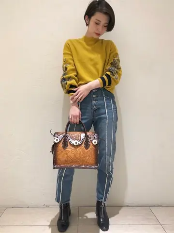 Carving Tribes 村上 麗華 コーディネート画像