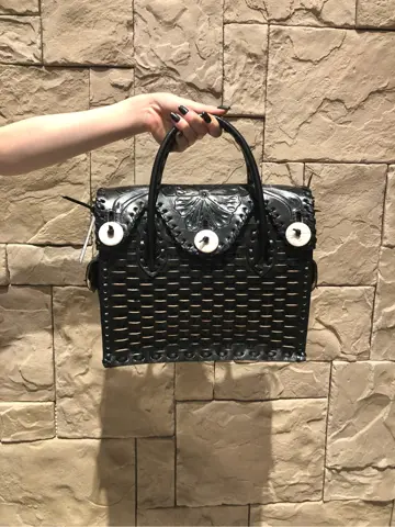 Carving Tribes 村上 麗華 コーディネート画像