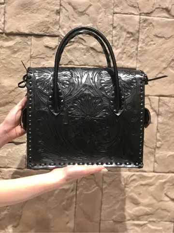 Carving Tribes 村上 麗華 コーディネート画像