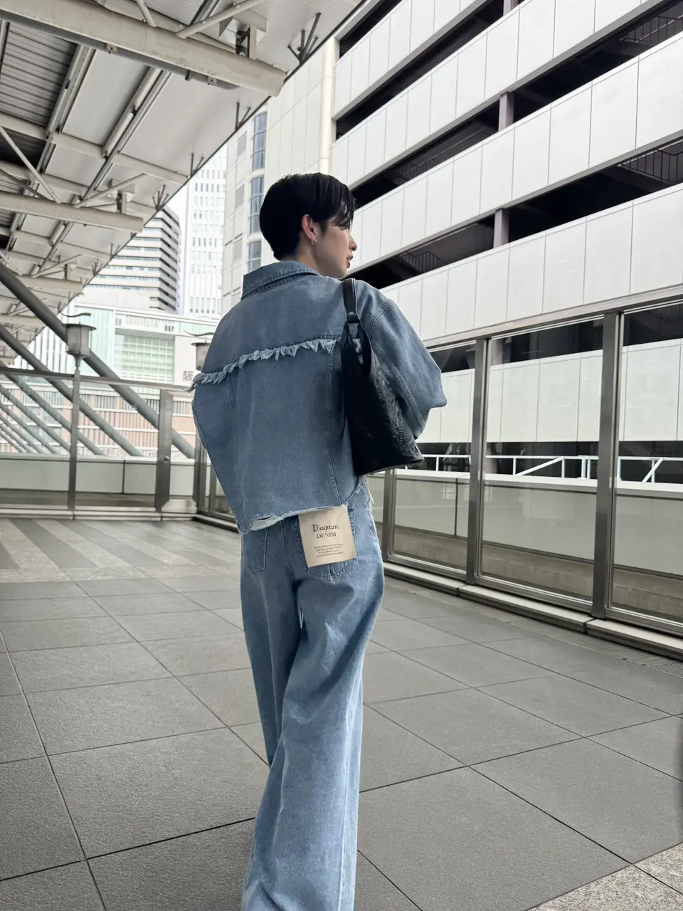 Carving Tribes 村上 麗華 コーディネート画像