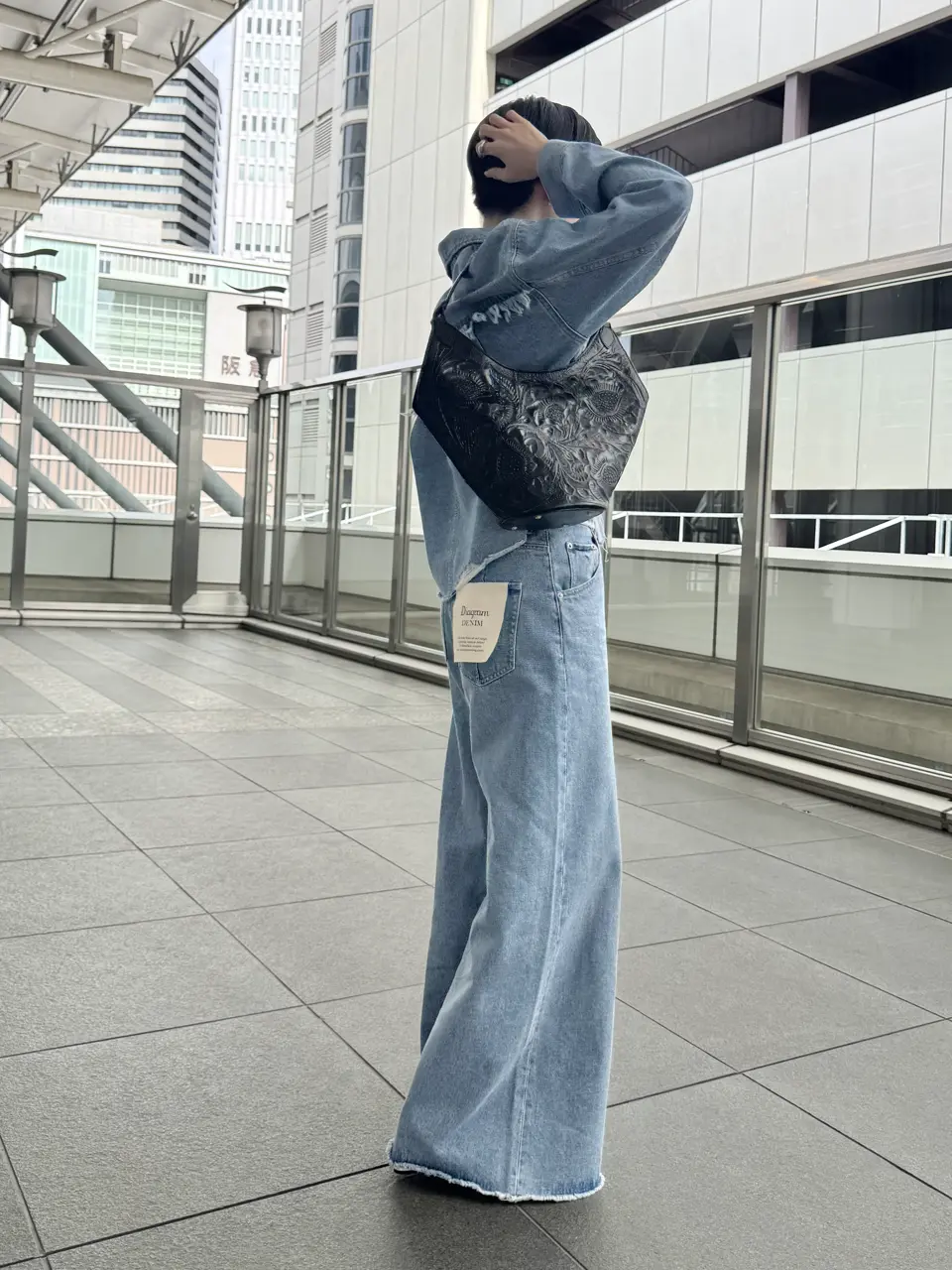 Carving Tribes 村上 麗華 コーディネート画像