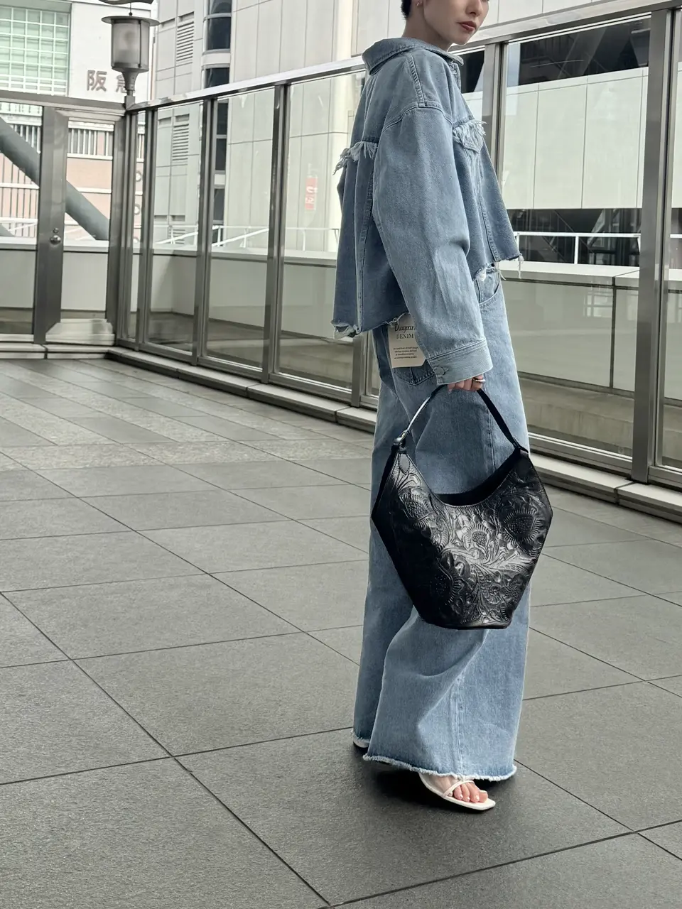 Carving Tribes 村上 麗華 コーディネート画像