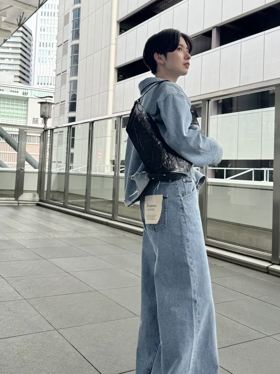 Carving Tribes 村上 麗華 コーディネート画像