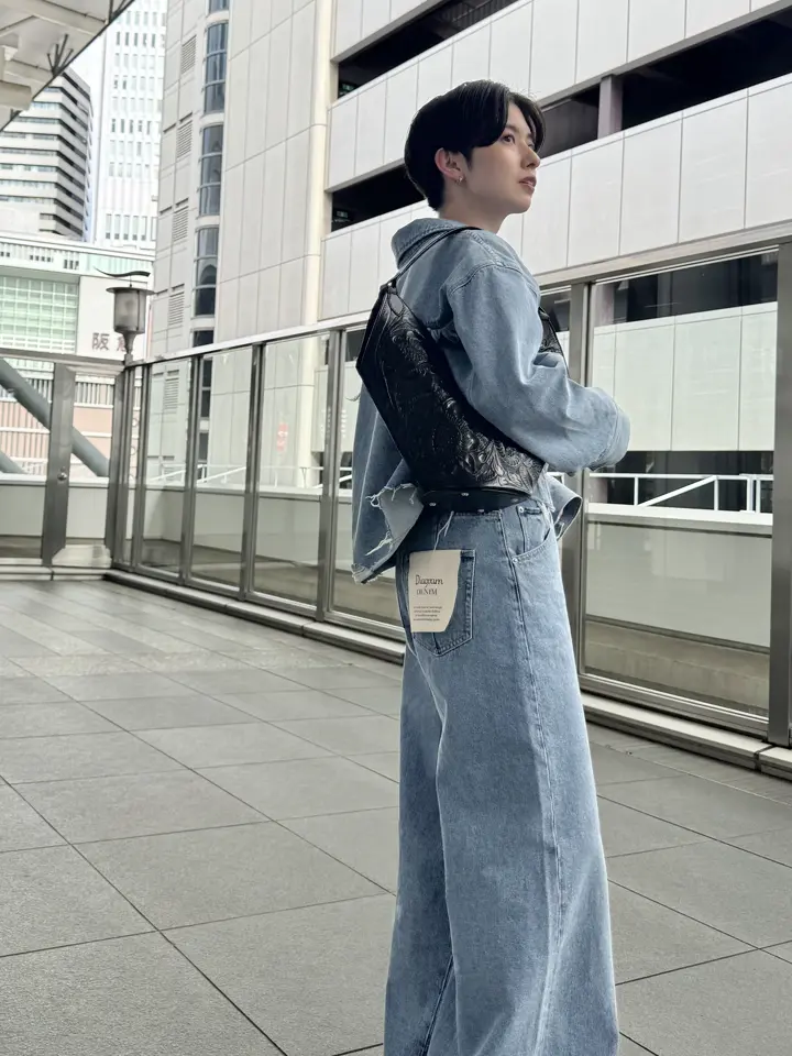 Carving Tribes 村上 麗華 コーディネート画像