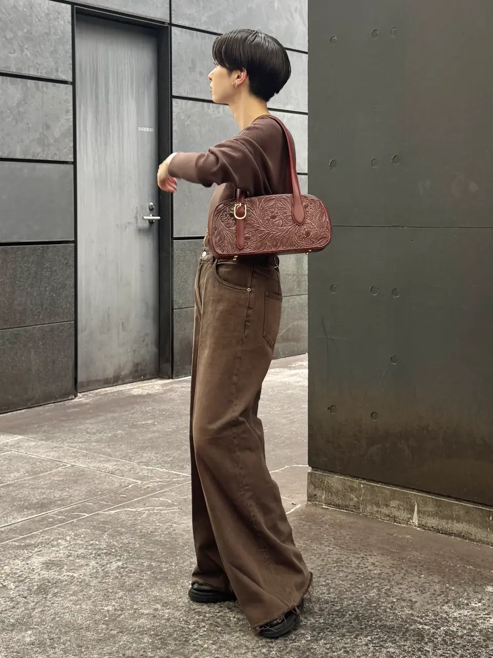 Carving Tribes 村上 麗華 コーディネート画像