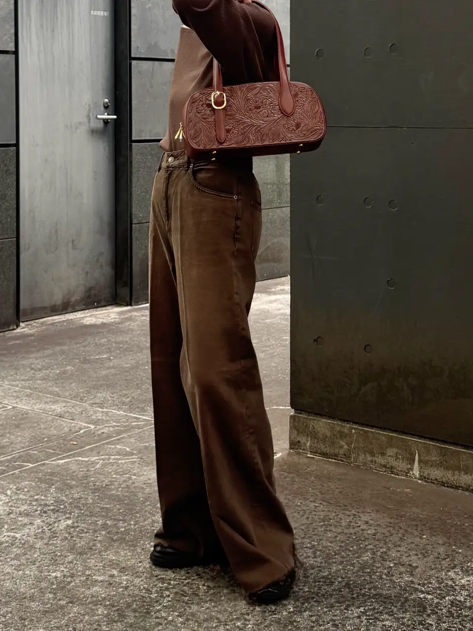 Carving Tribes 村上 麗華 コーディネート画像