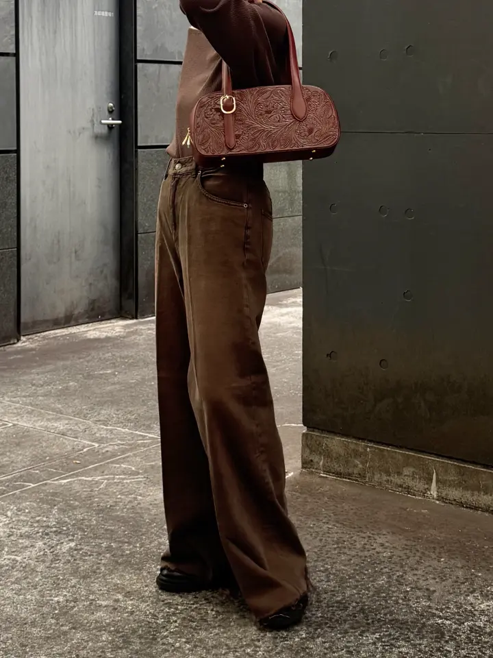 Carving Tribes 村上 麗華 コーディネート画像