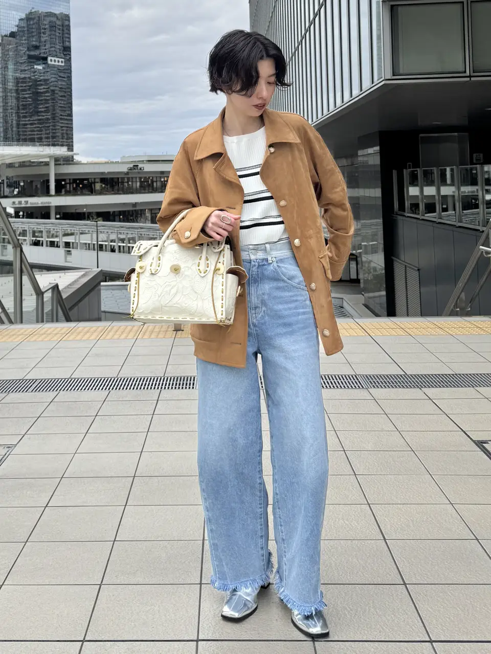 Carving Tribes 村上 麗華 コーディネート画像