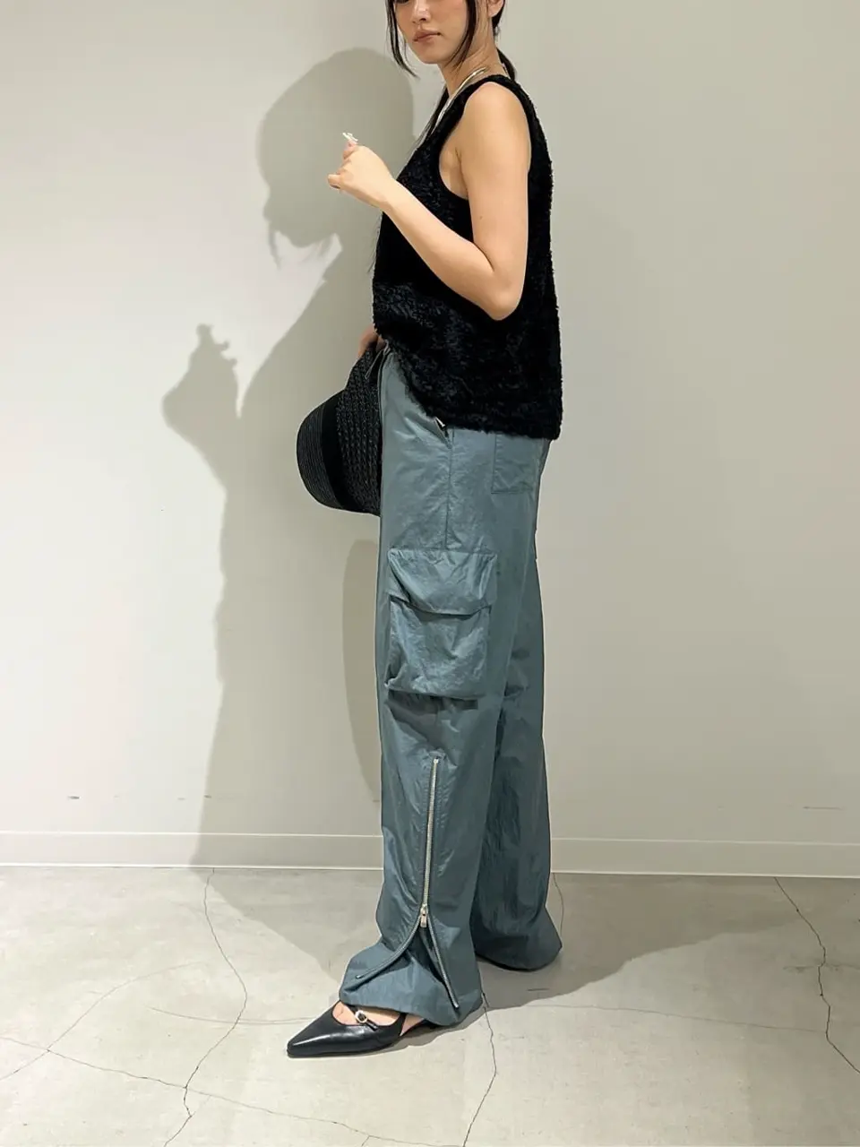 ORIGINATED IN GRACE CONTINENTAL Moe コーディネート画像