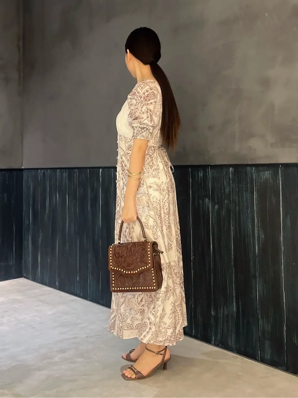 ORIGINATED IN GRACE CONTINENTAL Moe コーディネート画像