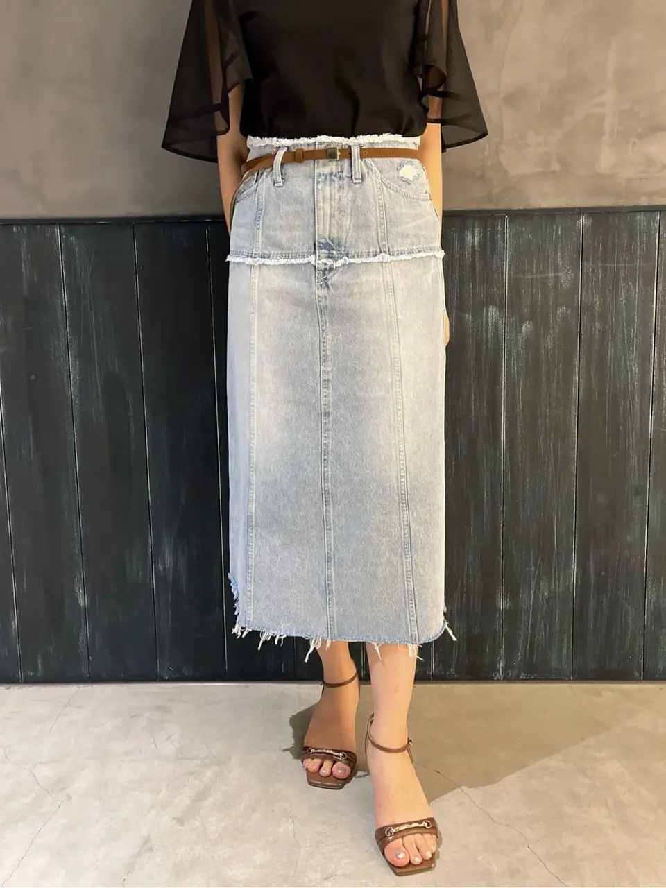 ORIGINATED IN GRACE CONTINENTAL Moe コーディネート画像