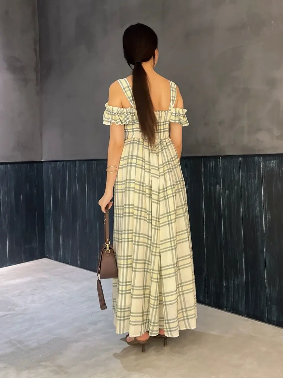 ORIGINATED IN GRACE CONTINENTAL Moe コーディネート画像